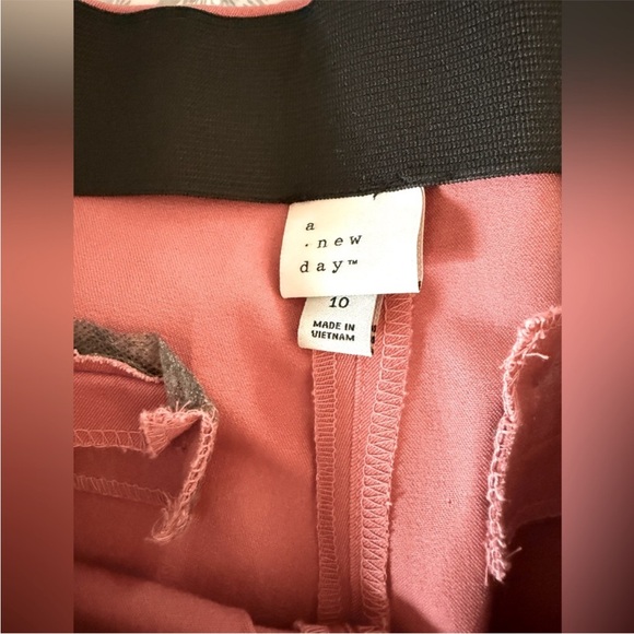 A New Day Cotton Twill Stretch Side Zip Dusty Rose Pink Pants Ankle Length 10 - Picture 3 of 5